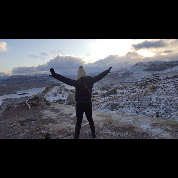 Meet your Posher, Donna - Picture 4 of 7